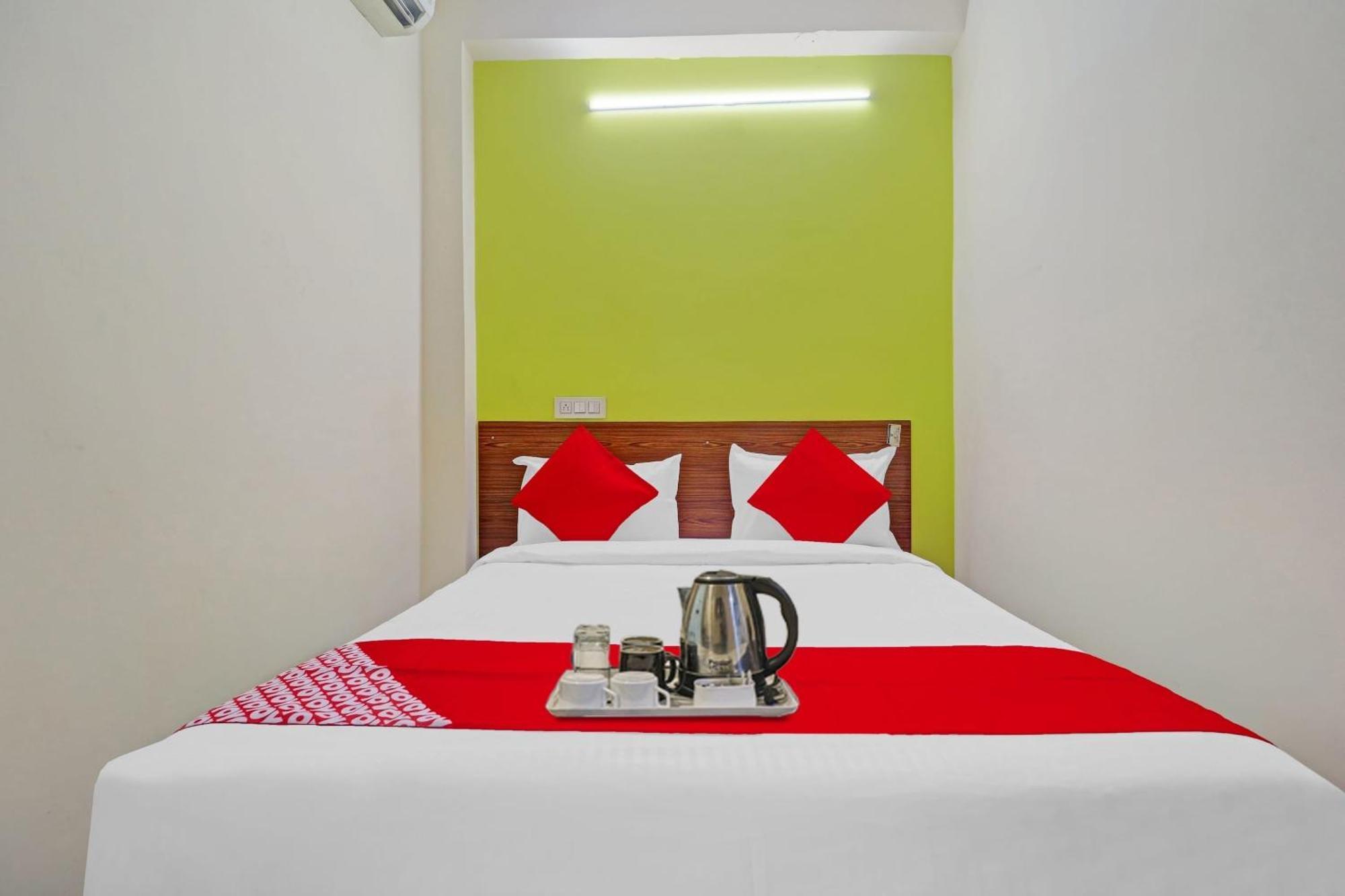 Super Collection O Elite Stay Near Habsiguda Metro Station Hyderabad Luaran gambar